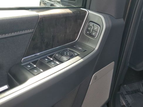 Certified 2024 Ford F250 Lariat w/ Lariat Ultimate Package image 19