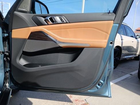 New 2026 BMW X5 sDrive40i RWD image 17