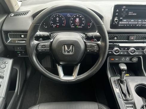 Used 2023 Honda Civic Touring image 17