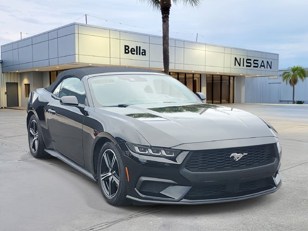 Used 2024 Ford Mustang Premium RWD image 8