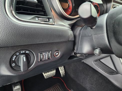 Used 2019 Dodge Challenger SRT Hellcat Redeye RWD image 41