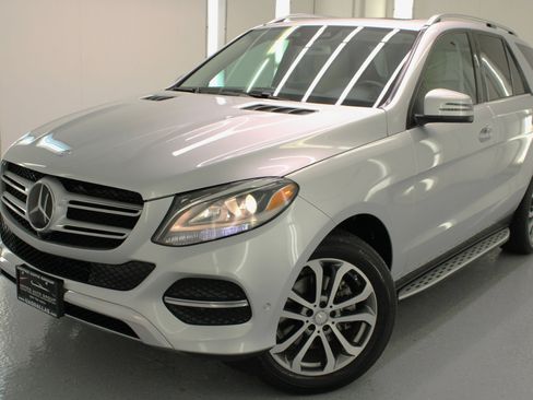 Used 2016 Mercedes-Benz GLE 350 w/ Premium Package image 28
