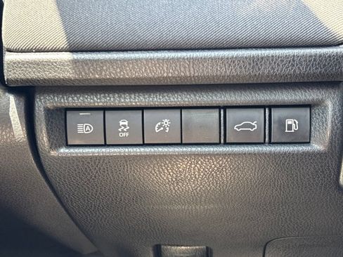 Used 2025 Toyota Camry LE FWD image 24