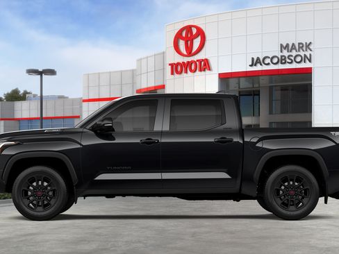 New 2026 Toyota Tundra Limited AWD/4WD image 4