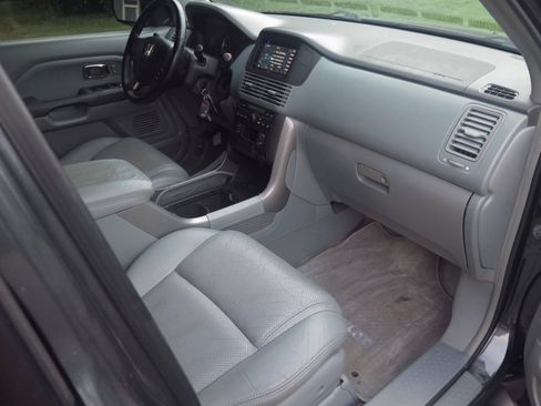 Used 2004 Honda Pilot EX image 17