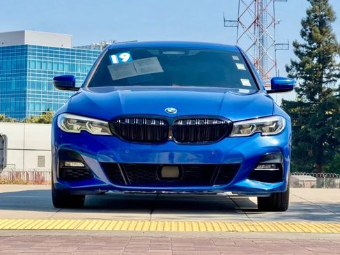 Used 2019 BMW 330i xDrive Sedan AWD/4WD image 2