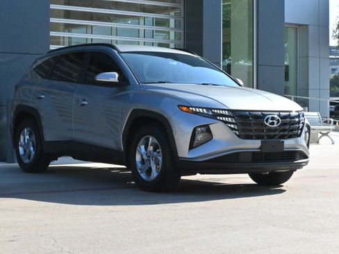 Used 2023 Hyundai Tucson SEL image 2