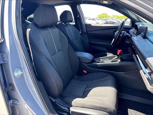 Used 2025 Honda Accord Sport image 10