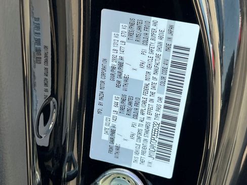 Used 2023 MAZDA MX-5 Miata Grand Touring RWD image 34