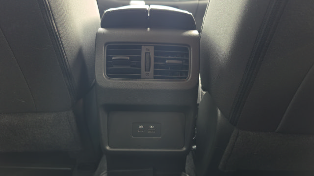 Used 2023 Nissan Rogue SV FWD image 32