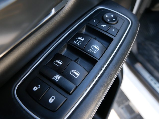 Used 2020 RAM 1500 Limited AWD/4WD image 16