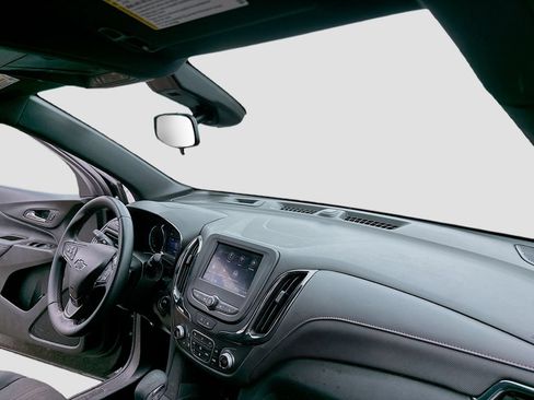 Used 2023 Chevrolet Equinox RS FWD image 21
