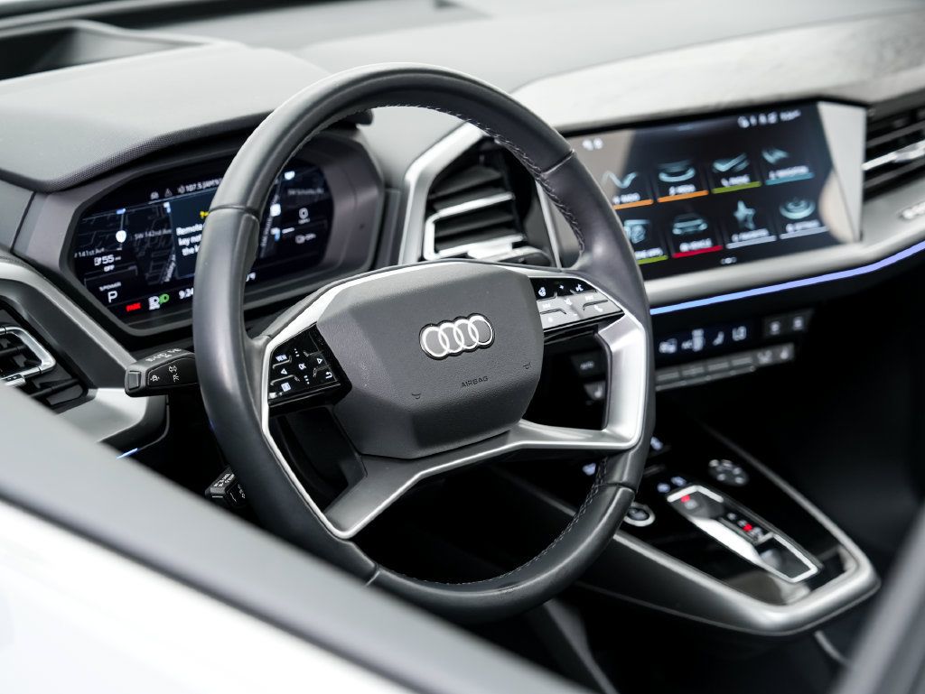 Used 2023 Audi Q4 e-tron Prestige w/ 20" Wheel Package AWD/4WD image 9