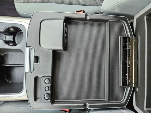 Used 2019 RAM 1500 Big Horn image 19