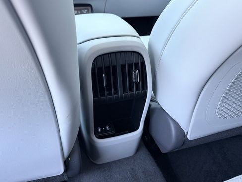 Certified 2025 Hyundai Kona Limited image 29