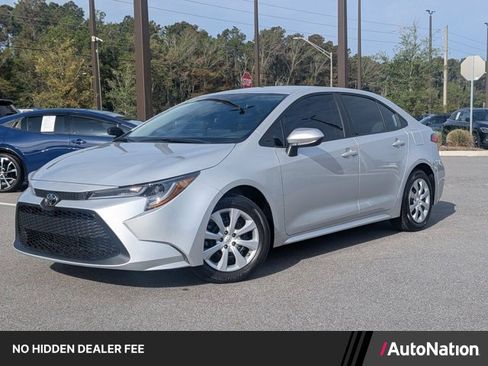 Used 2022 Toyota Corolla LE FWD image 1