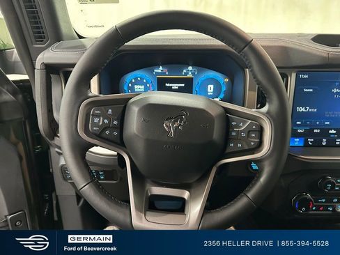 New 2025 Ford Bronco Outer Banks w/ Sasquatch Package image 19