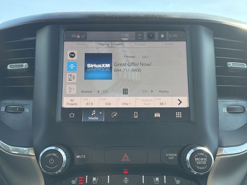 Used 2022 RAM 1500 Laramie image 10