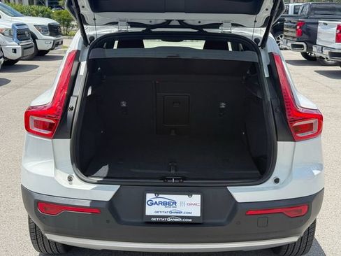 Used 2020 Volvo XC40 T5 Momentum AWD/4WD image 12