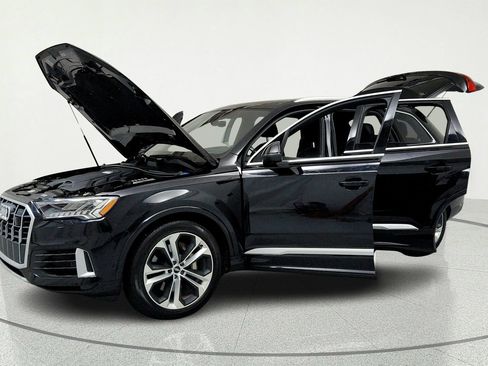 Used 2021 Audi Q7 3.0T Prestige w/ Prestige Package AWD/4WD image 9