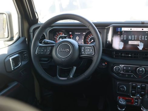 New 2026 Jeep Gladiator Rubicon AWD/4WD image 25