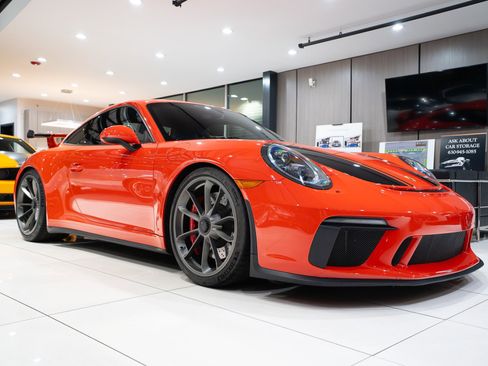 Used 2018 Porsche 911 GT3 RWD image 30