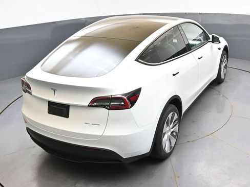Used 2023 Tesla Model Y Long Range AWD/4WD image 34