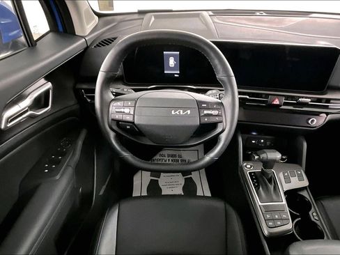 Used 2026 Kia Sportage EX w/ EX Panorama Roof Package image 8