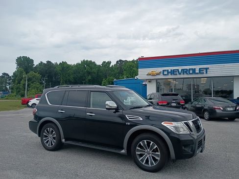 Used 2020 Nissan Armada SL w/ Premium Package AWD/4WD image 2