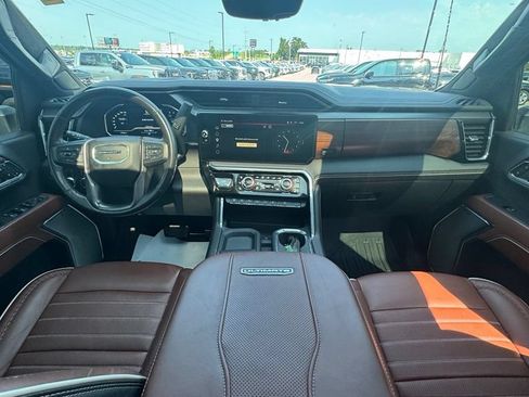 Used 2024 GMC Sierra 2500 Denali Ultimate w/ Max Trailering Package AWD/4WD image 18