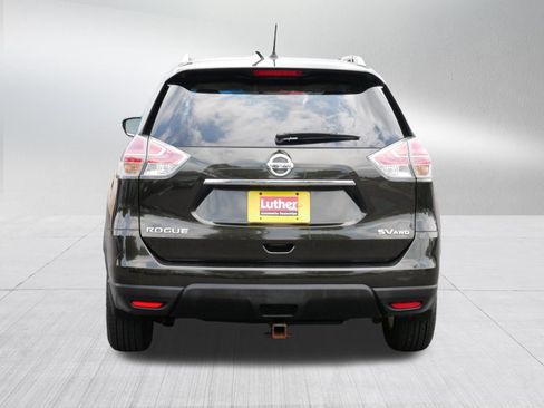 Used 2015 Nissan Rogue SV AWD/4WD image 5