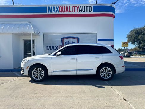 Used 2018 Audi Q7 3.0T Premium Plus w/ Premium Plus Package image 19