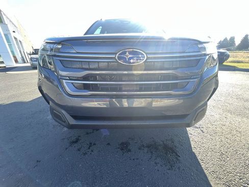 Used 2025 Subaru Forester Limited image 32