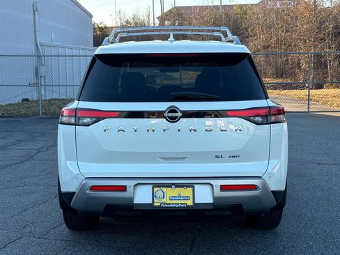 Used 2022 Nissan Pathfinder SL image 23