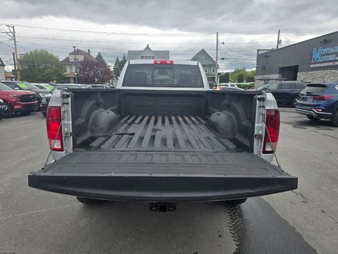 Used 2016 RAM 3500 SLT AWD/4WD image 14