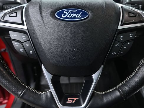 Used 2022 Ford Edge ST w/ Equipment Group 401A AWD/4WD image 19