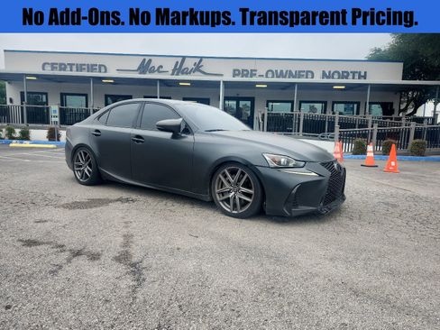 Used 2017 Lexus IS 200t F Sport w/ F Sport Package RWD image 1