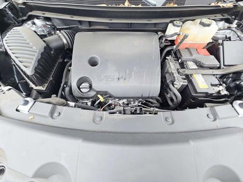 Used 2023 Chevrolet Traverse Premier image 16