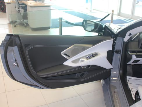 New 2024 Chevrolet Corvette Stingray Premium Conv w/ Z51 Performance Package RWD image 9