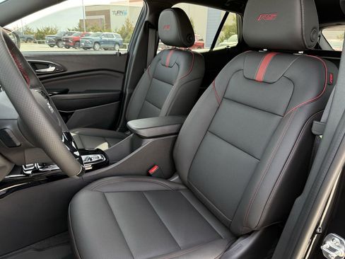 New 2026 Chevrolet Trax RS w/ Driver Confidence Package image 18