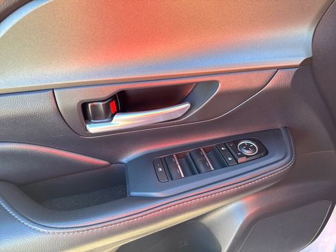 Used 2024 Toyota Grand Highlander XLE image 34