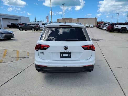 Used 2024 Volkswagen Tiguan S image 4
