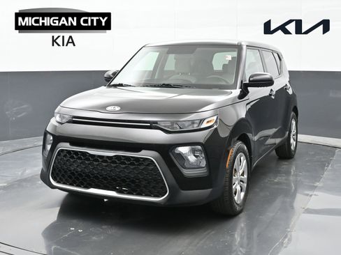 Used 2020 Kia Soul LX FWD image 1
