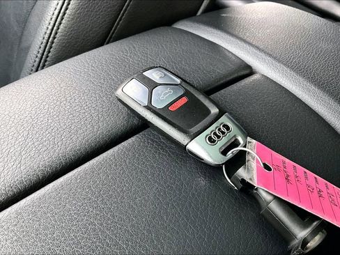 Used 2018 Audi Q7 3.0T Prestige w/ Prestige Package image 13