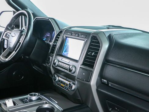 Used 2021 Ford Expedition XLT RWD image 28