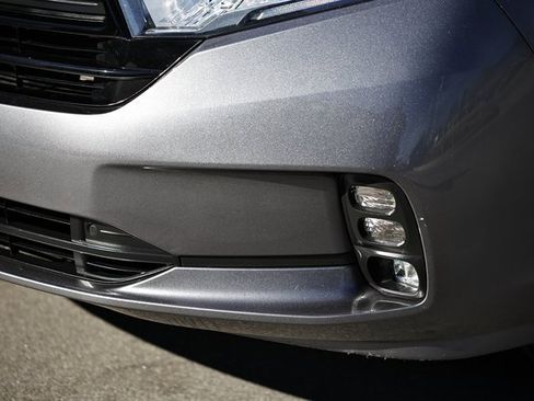 Used 2024 Honda Odyssey EX-L image 3