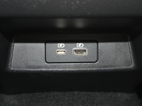 Used 2024 Nissan Altima 2.5 SV FWD image 30