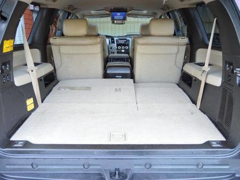 Used 2011 Toyota Sequoia Platinum image 44