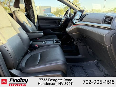 Used 2025 Honda Odyssey Sport-L image 16