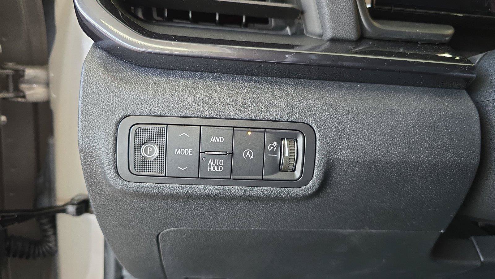 New 2027 GMC Terrain AT4 w/ Convenience Package III AWD/4WD image 28